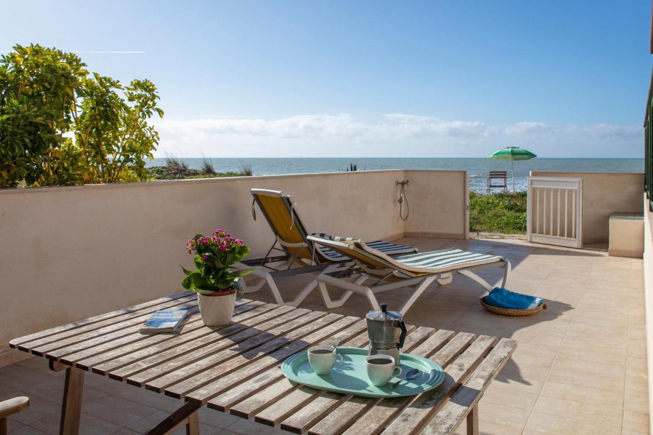 Willa Terrazza Montalbano Punta Secca Zewnętrze zdjęcie