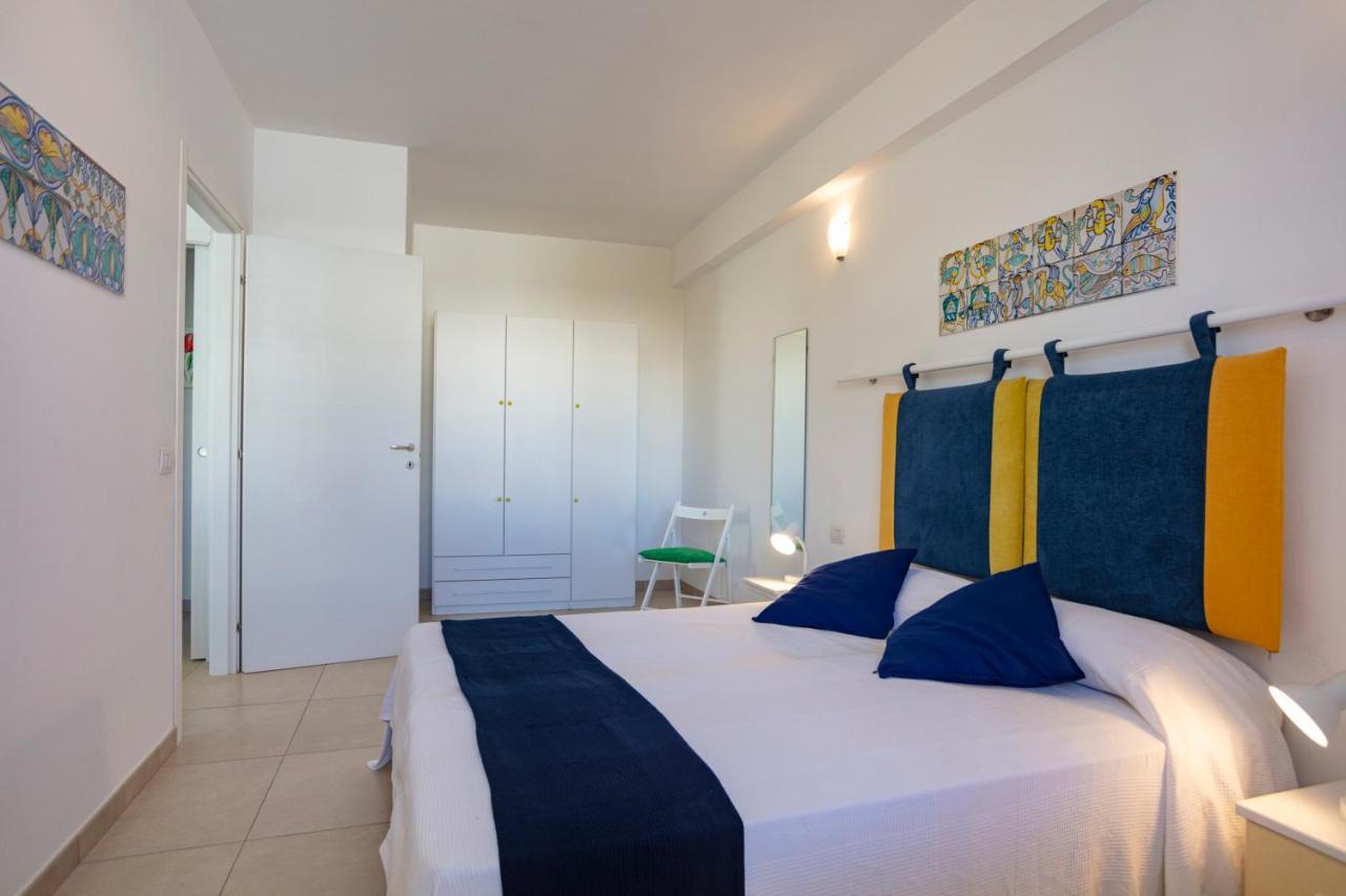 Willa Terrazza Montalbano Punta Secca Zewnętrze zdjęcie