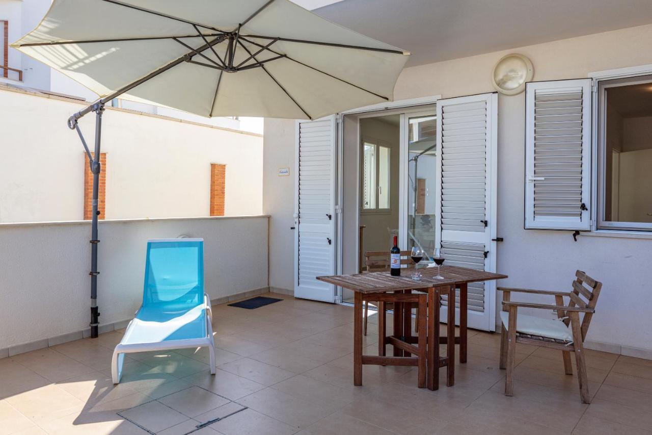 Willa Terrazza Montalbano Punta Secca Zewnętrze zdjęcie