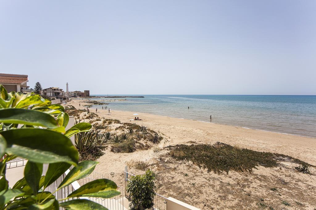Willa Terrazza Montalbano Punta Secca Zewnętrze zdjęcie
