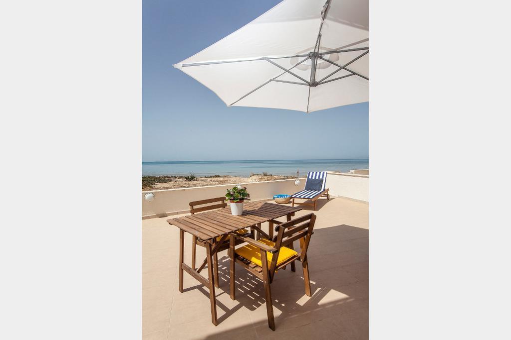 Willa Terrazza Montalbano Punta Secca Zewnętrze zdjęcie